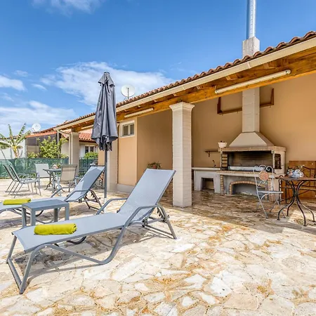 La Casa Di Eleni Сasa de vacaciones *